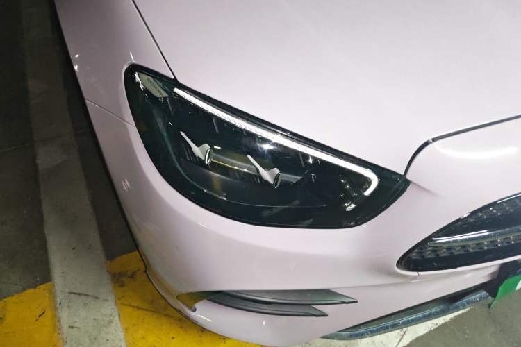 Used Mercedes-Benz E-Class 2023 E 260 Coupe Exterior 6