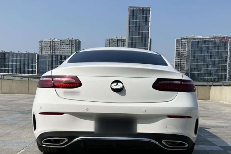 Used Mercedes-Benz E-Class 2023 E 300 Coupe Exterior 6