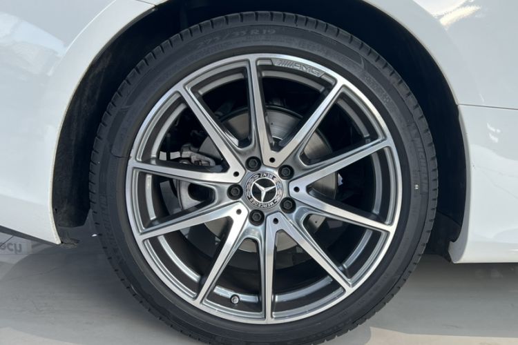 Used Mercedes-Benz E-Class 2023-Year Restyled E 260 Coupe Exterior 6