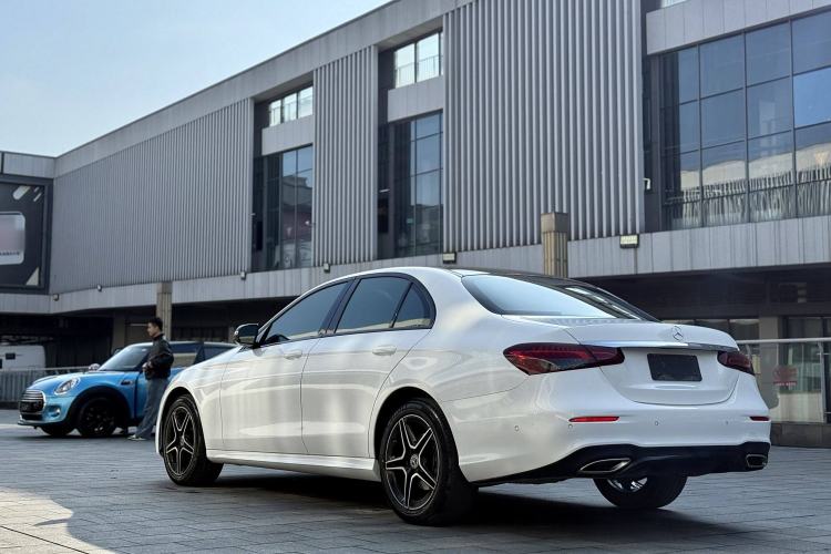 Used Mercedes-Benz E-Class 2023 E 260 Stylish Sports Edition Exterior 8