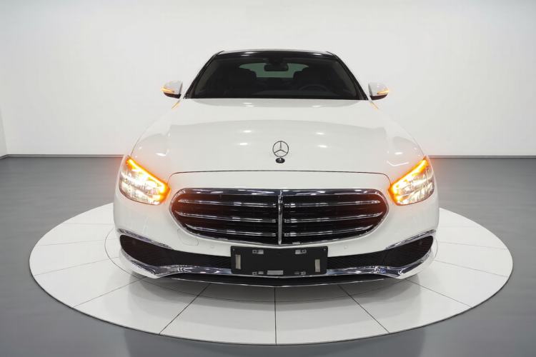 Used Mercedes-Benz E-Class 2023 E 260 L Front