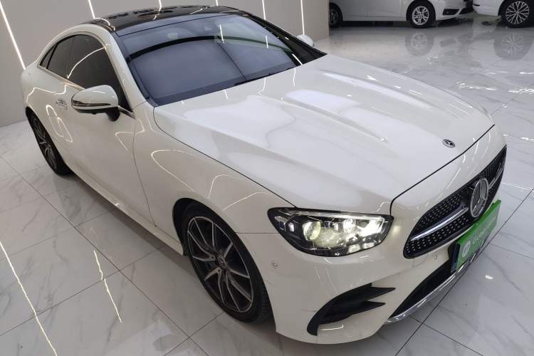 Used Mercedes-Benz E-Class 2023 E 300 Coupe Front Right 45 Deg