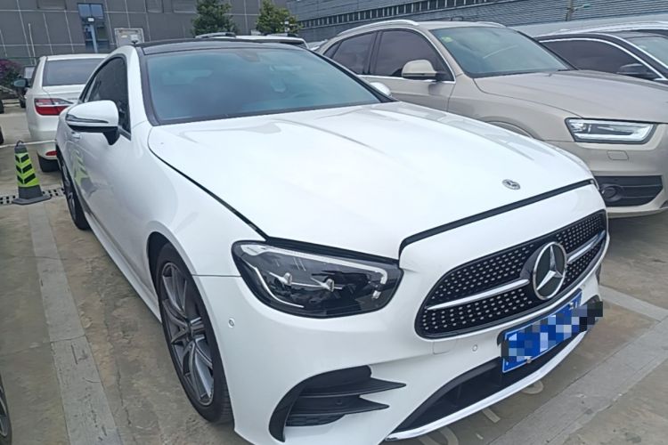 Used Mercedes-Benz E-Class 2023 E 260 Coupe Front Right 45 Deg