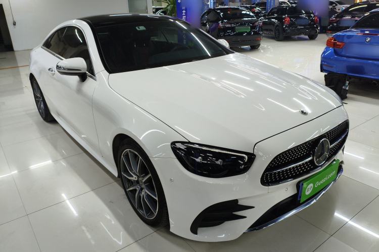 Used Mercedes-Benz E-Class 2023 E 260 Coupe Front Right 45 Deg