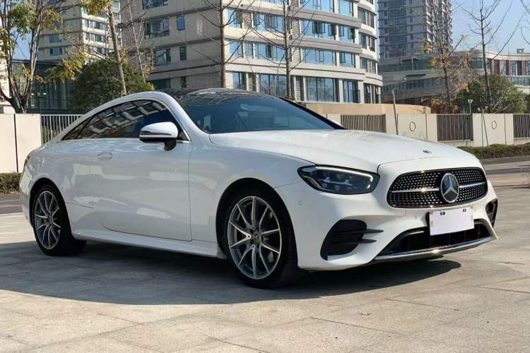 Used Mercedes-Benz E-Class 2023-Year Restyled E 260 Coupe Front Right 45 Deg