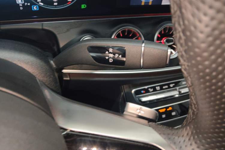 Used Mercedes-Benz E-Class 2023-Year Restyled E 260 Coupe Gear Lever