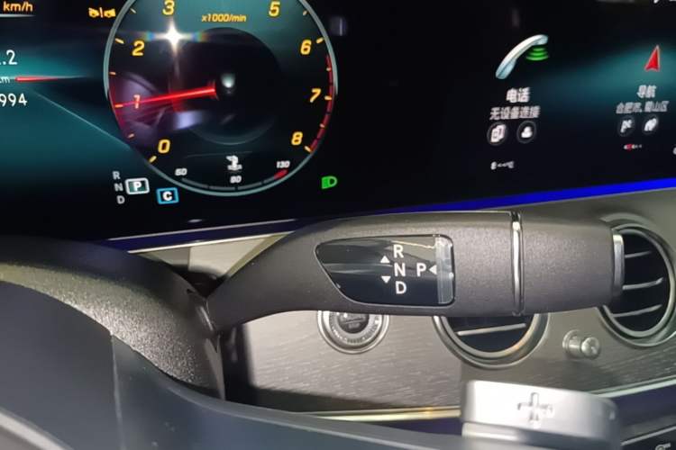 Used Mercedes-Benz E-Class 2023 Restyled E 260 L Sport Edition Gear Lever