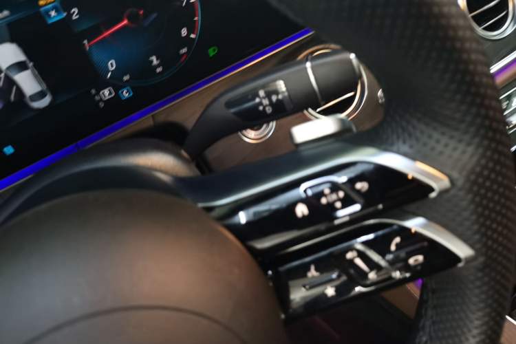 Used Mercedes-Benz E-Class 2023 E 300 L Sporty and Stylish Model Gear Lever