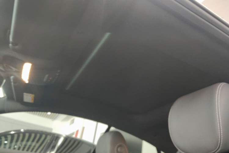 Used Mercedes-Benz E-Class 2023-Year Restyled E 260 Coupe Headliner