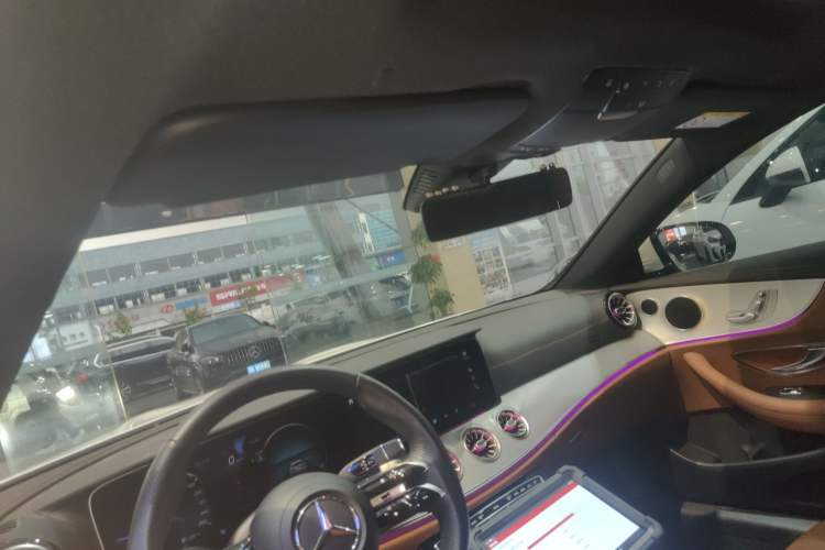 Used Mercedes-Benz E-Class 2023 E 260 Coupe Headliner