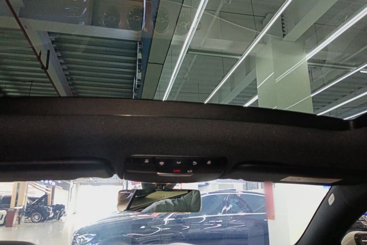 Used Mercedes-Benz E-Class 2023-Year Restyled E 260 Coupe Headliner