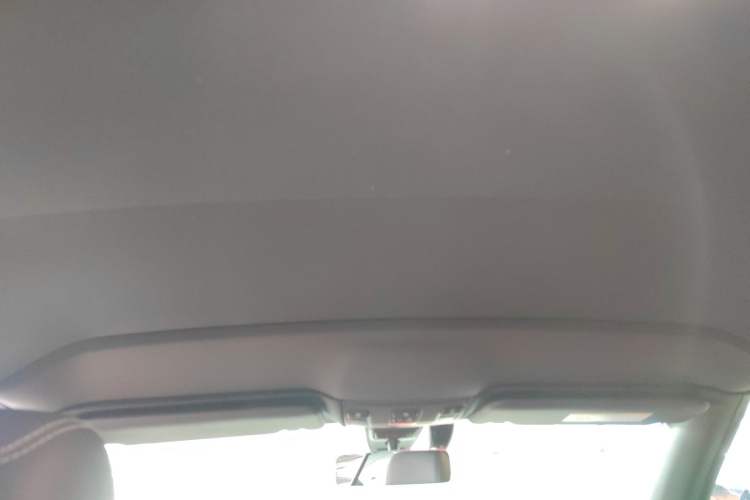 Used Mercedes-Benz E-Class 2023 Restyled E 260 Convertible Coupe Headliner