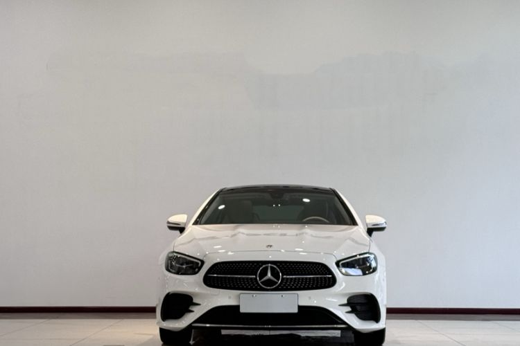 Used Mercedes-Benz E-Class 2023-Year Restyled E 260 Coupe Interior 1
