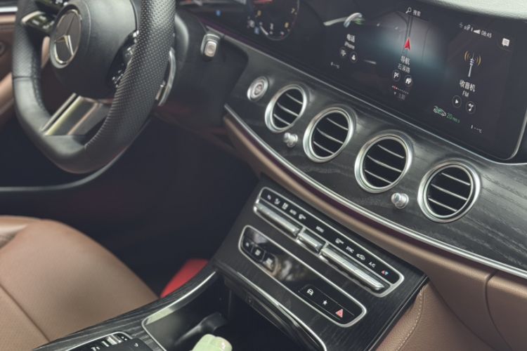 Used Mercedes-Benz E-Class 2023 Restyled E 300 L Sporty and Stylish Edition Interior 2