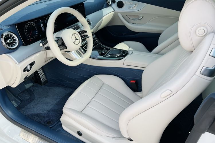 Used Mercedes-Benz E-Class 2023 E 300 Coupe Interior 2