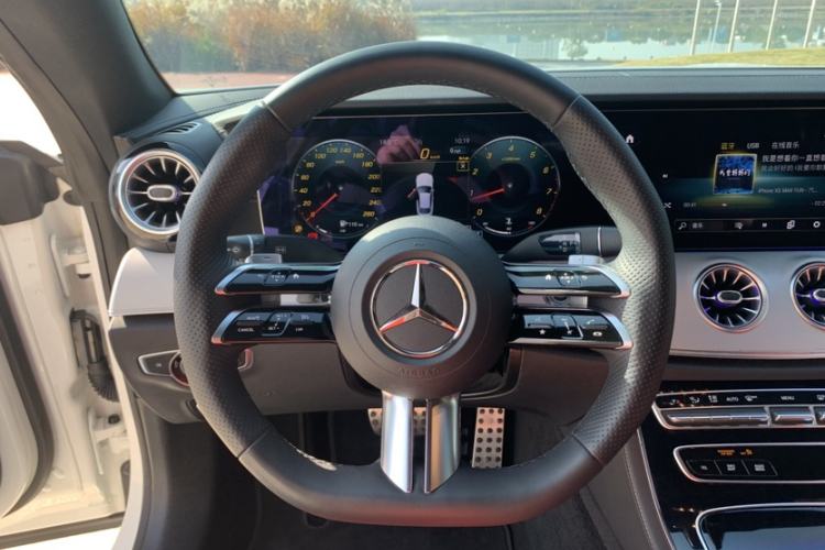 Used Mercedes-Benz E-Class 2023-Year Restyled E 260 Coupe Interior 2