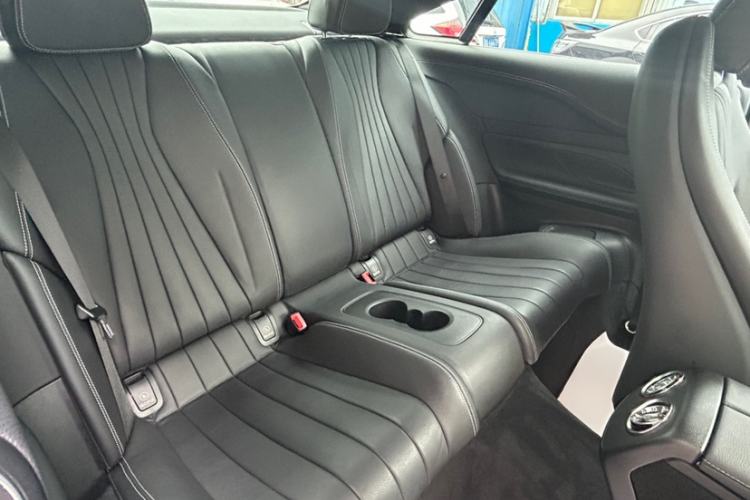 Used Mercedes-Benz E-Class 2023-Year Restyled E 260 Coupe Interior 3