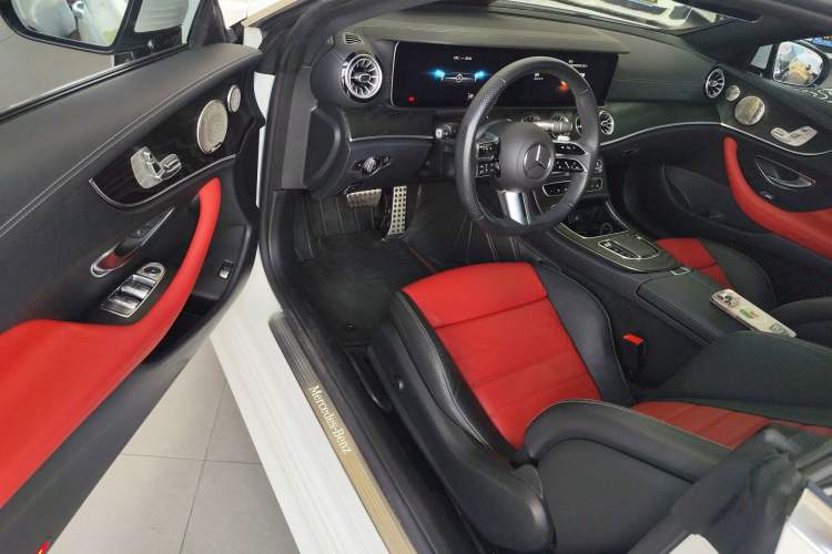 Used Mercedes-Benz E-Class 2023 E 260 Coupe Interior 3