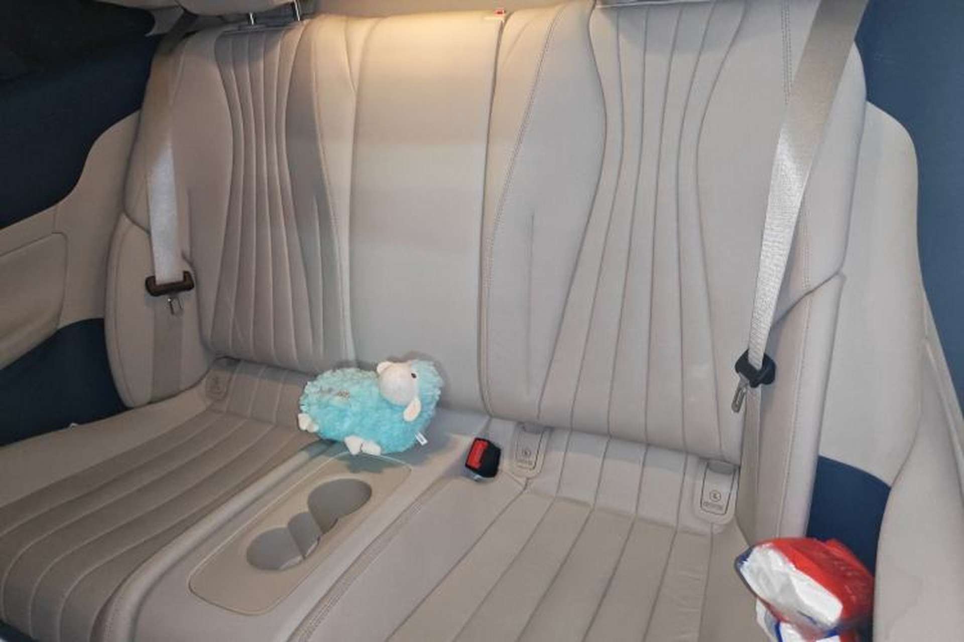 Used Mercedes-Benz E-Class 2023 E 260 Coupe Interior 4