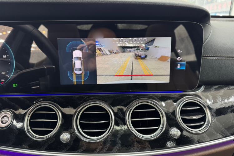 Used Mercedes-Benz E-Class 2023 E 300 Stylish Sports Edition Interior 4