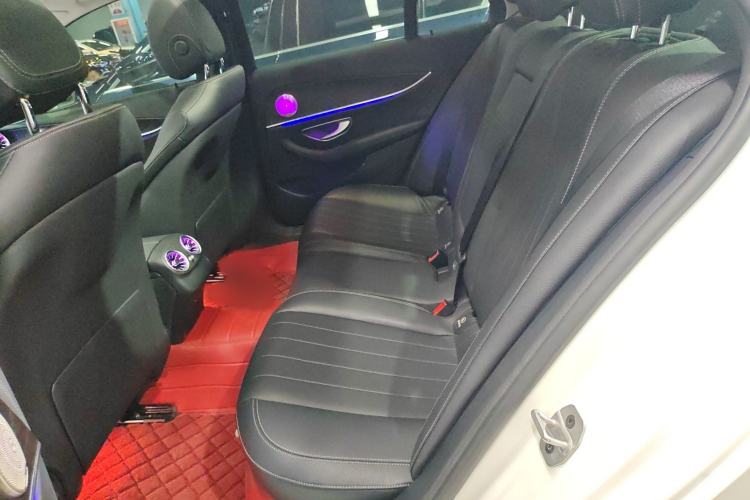 Used Mercedes-Benz E-Class 2023 E 260 Stylish Sports Edition Interior 4