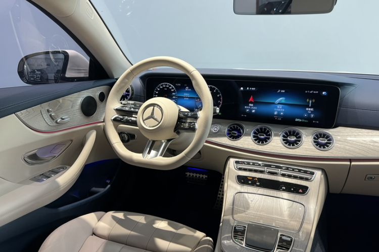 Used Mercedes-Benz E-Class 2023-Year Restyled E 260 Coupe Interior 4