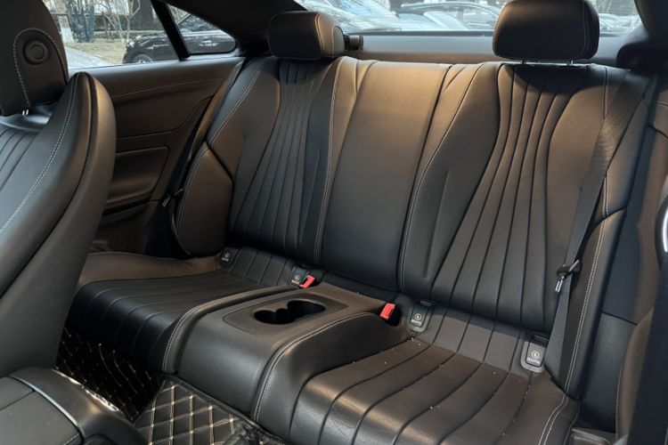 Used Mercedes-Benz E-Class 2023 E 260 Coupe Interior 5