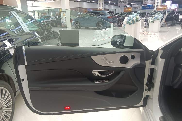 Used Mercedes-Benz E-Class 2023 E 260 Coupe Left Front Door Interior