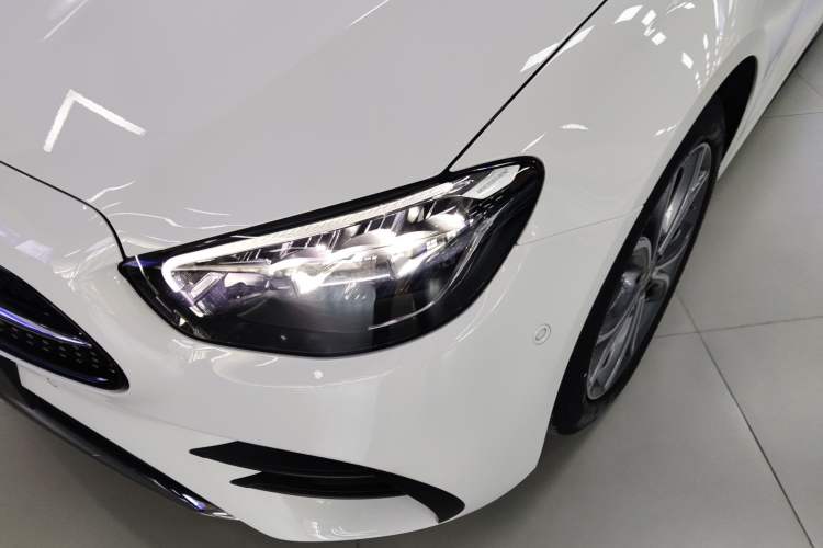 Used Mercedes-Benz E-Class 2023 E 300 L Sporty and Stylish Model Left Front Headlight