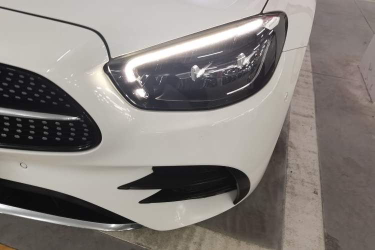 Used Mercedes-Benz E-Class 2023 E 300 L Sporty and Stylish Model Left Front Headlight