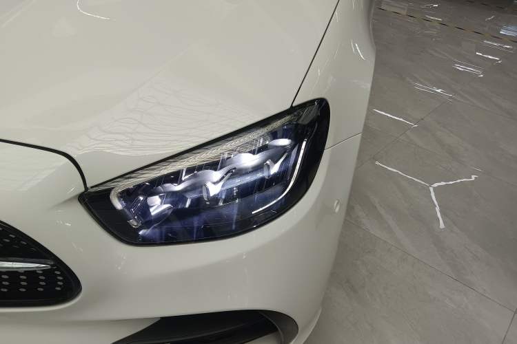Used Mercedes-Benz E-Class 2023 E 260 Coupe Left Front Headlight