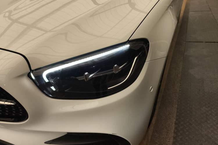Used Mercedes-Benz E-Class 2023 E 300 L Sporty and Stylish Model Left Front Headlight