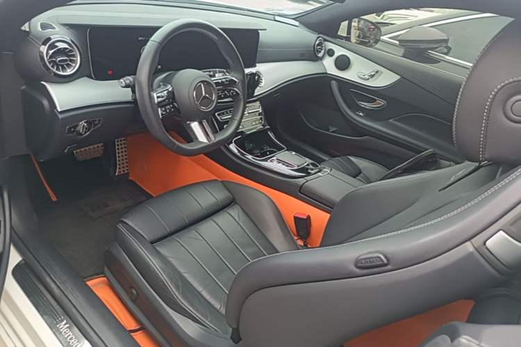 Used Mercedes-Benz E-Class 2023 E 260 Coupe Left Front Seat