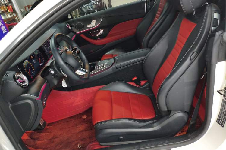 Used Mercedes-Benz E-Class 2023 E 260 Coupe Left Front Seat