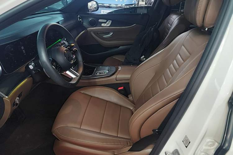 Used Mercedes-Benz E-Class 2023 Restyled E 300 L Sporty and Stylish Edition Left Front Seat