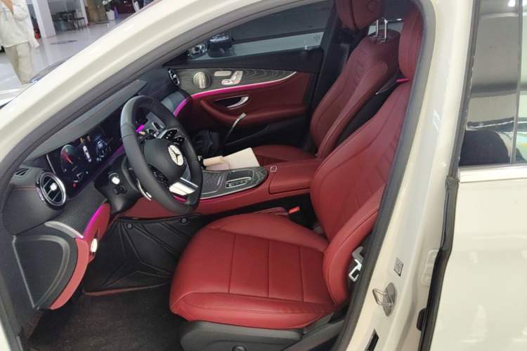 Used Mercedes-Benz E-Class 2023 E 300 L Sport Luxury Edition Left Front Seat