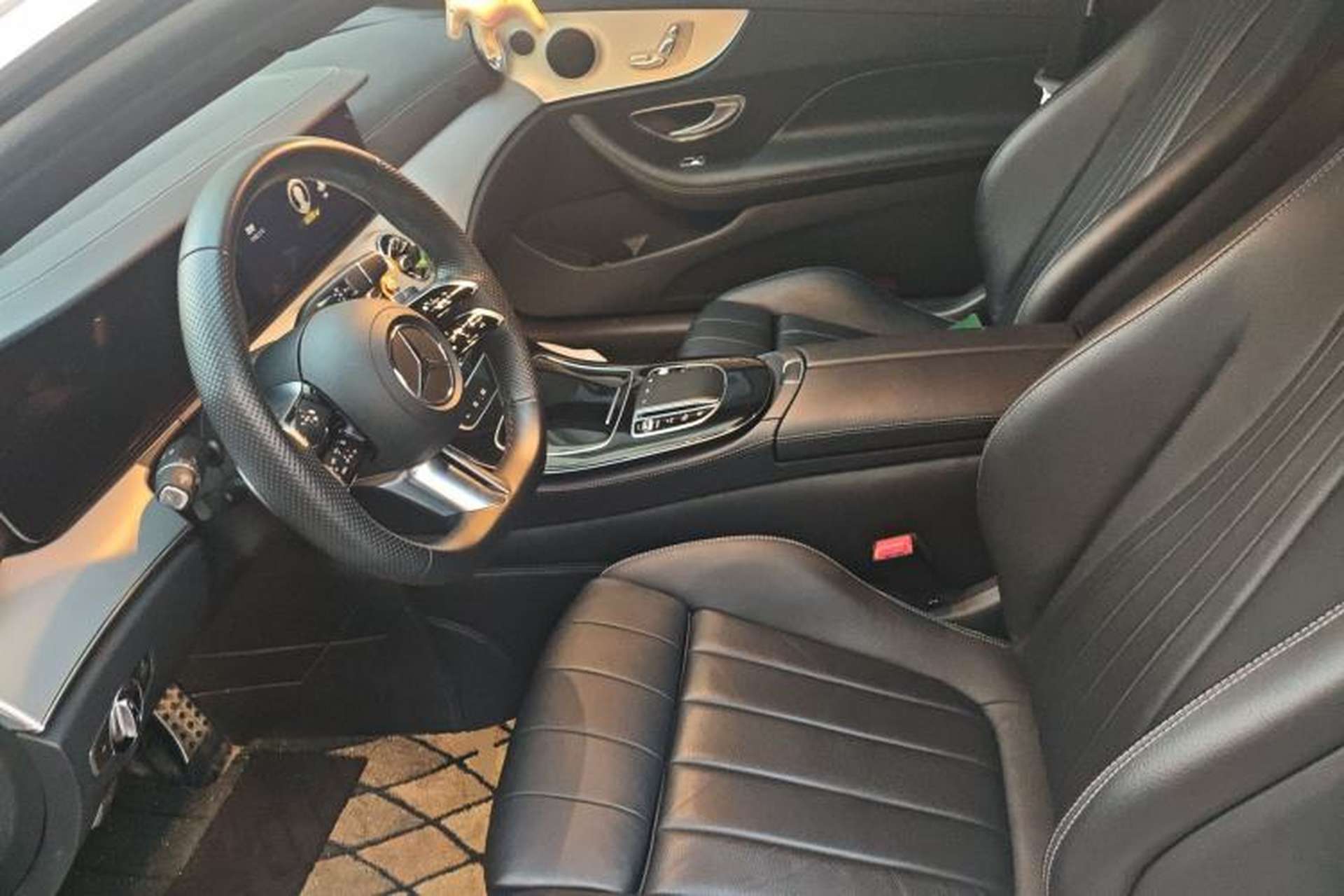 Used Mercedes-Benz E-Class 2023 E 260 Coupe Left Front Seat