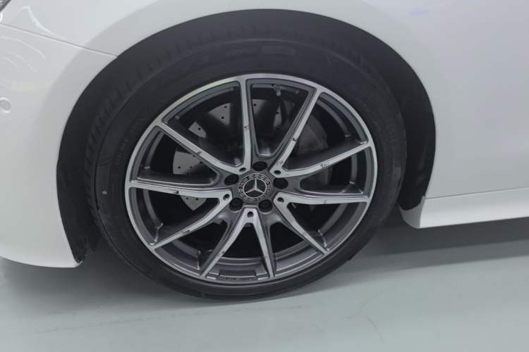 Used Mercedes-Benz E-Class 2023 Restyled E 260 Convertible Coupe Left Front Wheel Hub