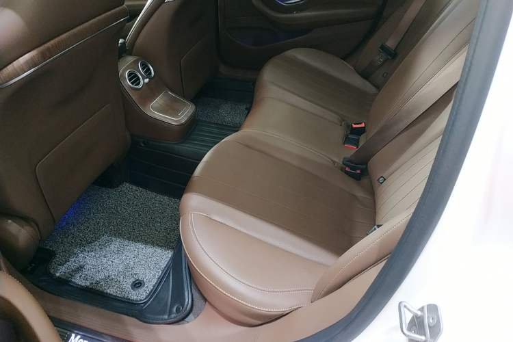Used Mercedes-Benz E-Class 2023 E 260 L Left Rear Seat