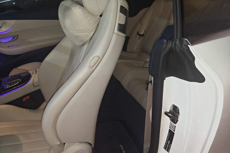 Used Mercedes-Benz E-Class 2023 E 260 Coupe Left Rear Seat