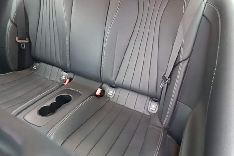 Used Mercedes-Benz E-Class 2023 E 260 Coupe Left Rear Seat