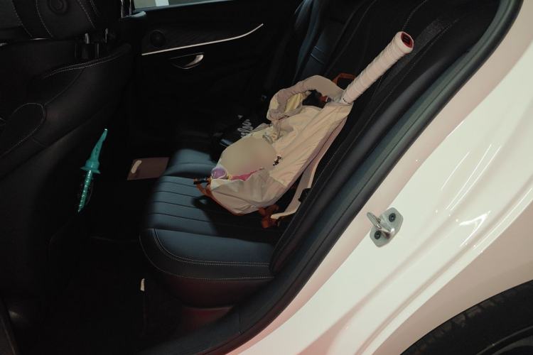 Used Mercedes-Benz E-Class 2023 Restyled E 260 Fashion Sport Edition Left Rear Seat