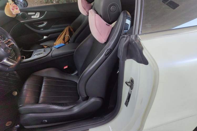 Used Mercedes-Benz E-Class 2023 E 300 Coupe Left Rear Seat