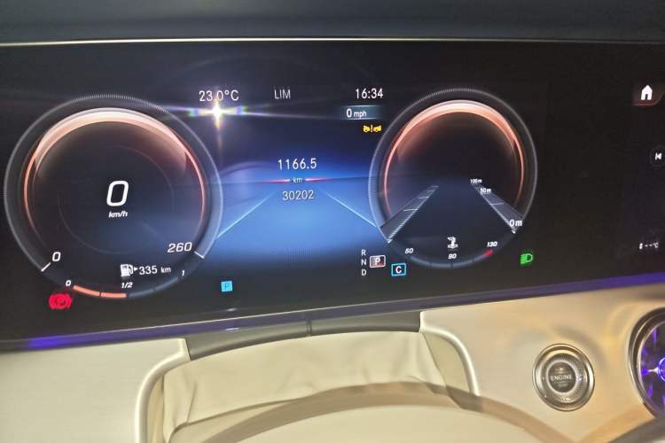 Used Mercedes-Benz E-Class 2023 E 260 Coupe Odometer Close Up