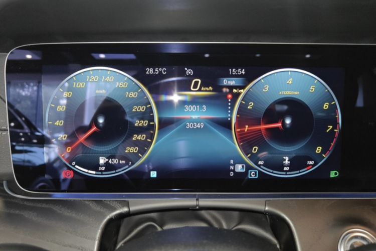 Used Mercedes-Benz E-Class 2023 E 300 Coupe Odometer Close Up
