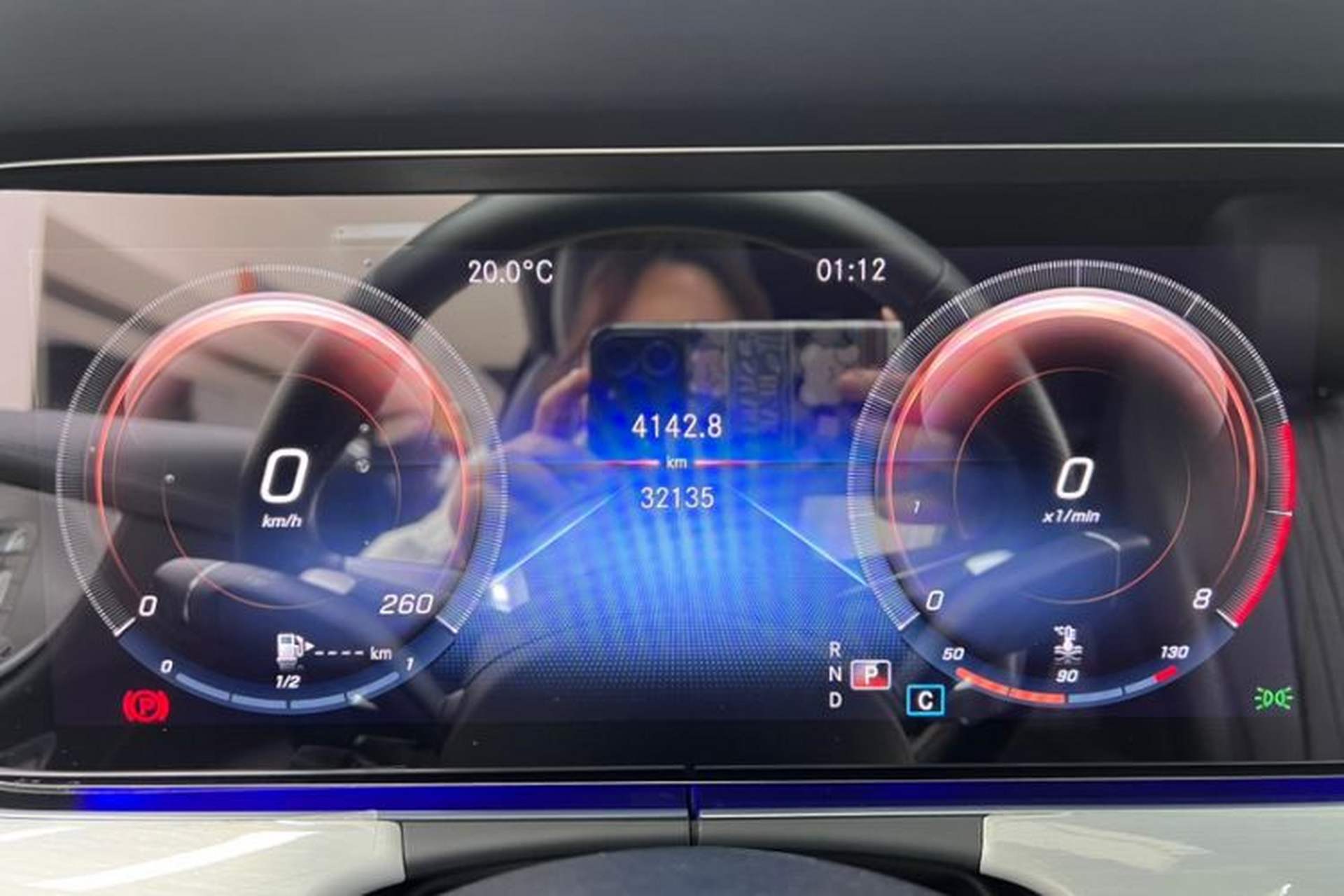 Used Mercedes-Benz E-Class 2023 E 260 Coupe Odometer Close Up