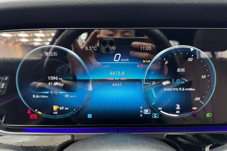 Used Mercedes-Benz E-Class 2023 E 300 Stylish Sports Edition Odometer Close Up