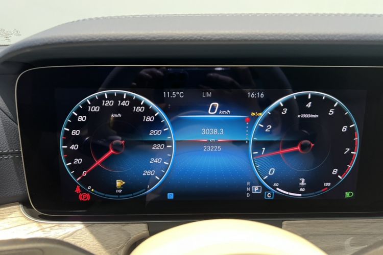 Used Mercedes-Benz E-Class 2023-Year Restyled E 260 Coupe Odometer Close Up