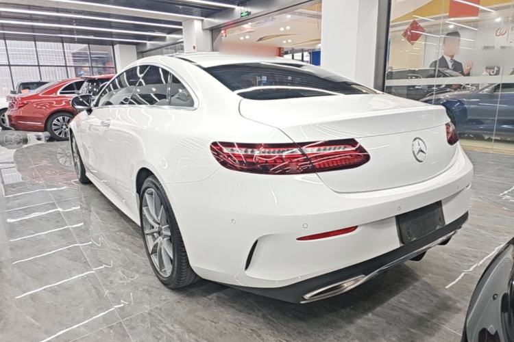 Used Mercedes-Benz E-Class 2023 E 260 Coupe Rear Left 45 Deg