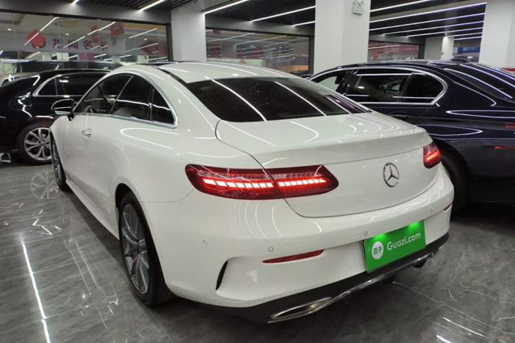 Used Mercedes-Benz E-Class 2023 E 260 Coupe Rear Left 45 Deg